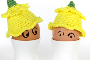 Free crochet pattern Daffodil Hats